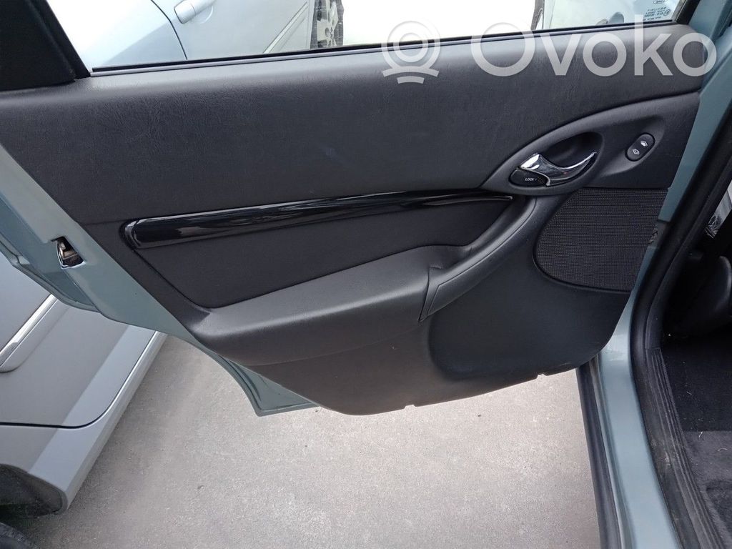 Ford Focus Manecilla interna puerta trasera 