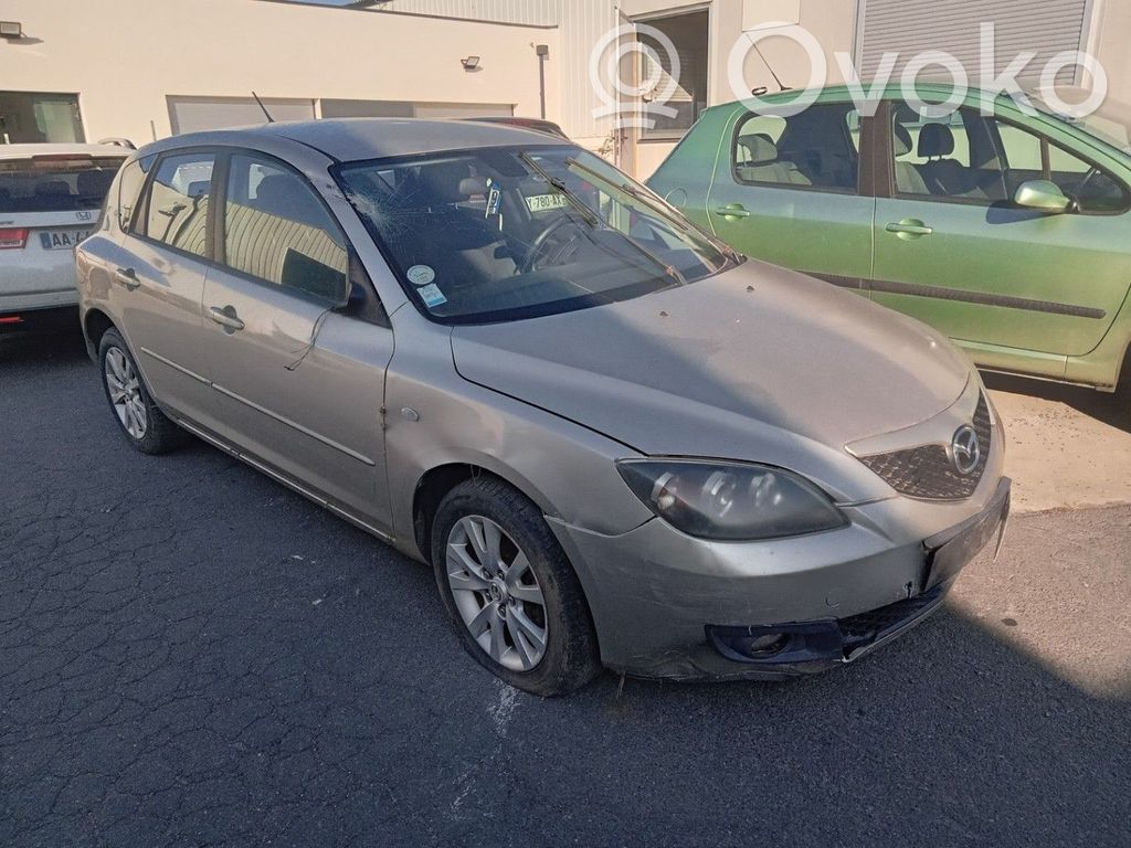 Mazda 3 I Передний суппорт 