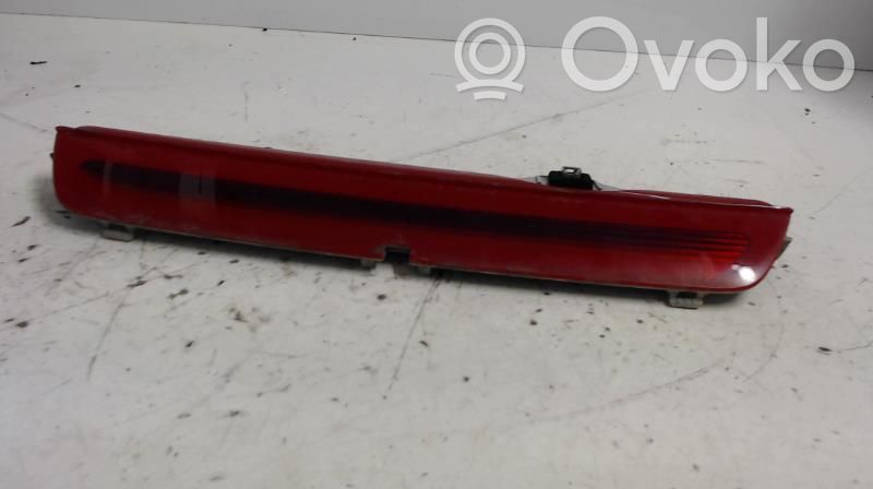 Mercedes-Benz B W246 W242 Trzecie światło stop 