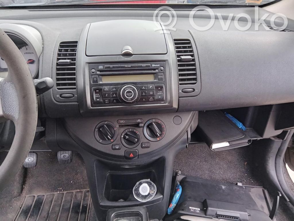 Nissan Note (E11) Hazard light switch 