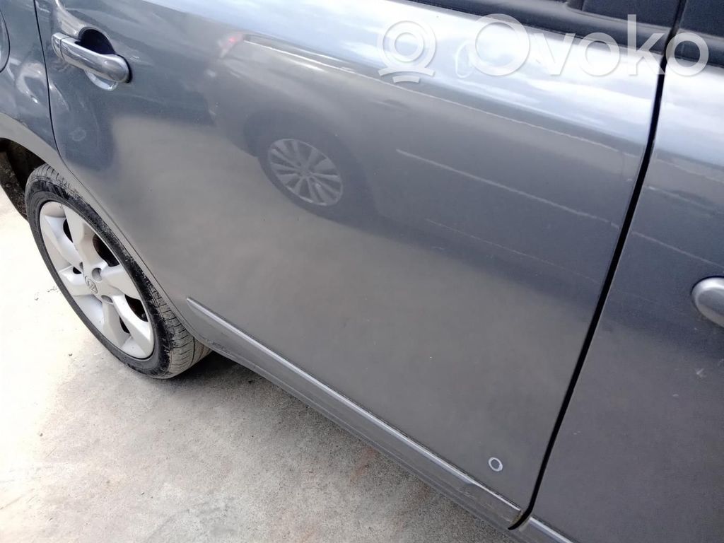 Nissan Note (E11) Galinės durys 