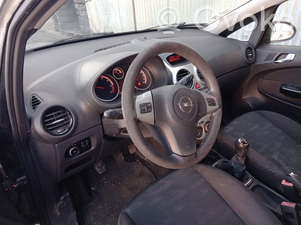 Панель   13356103
