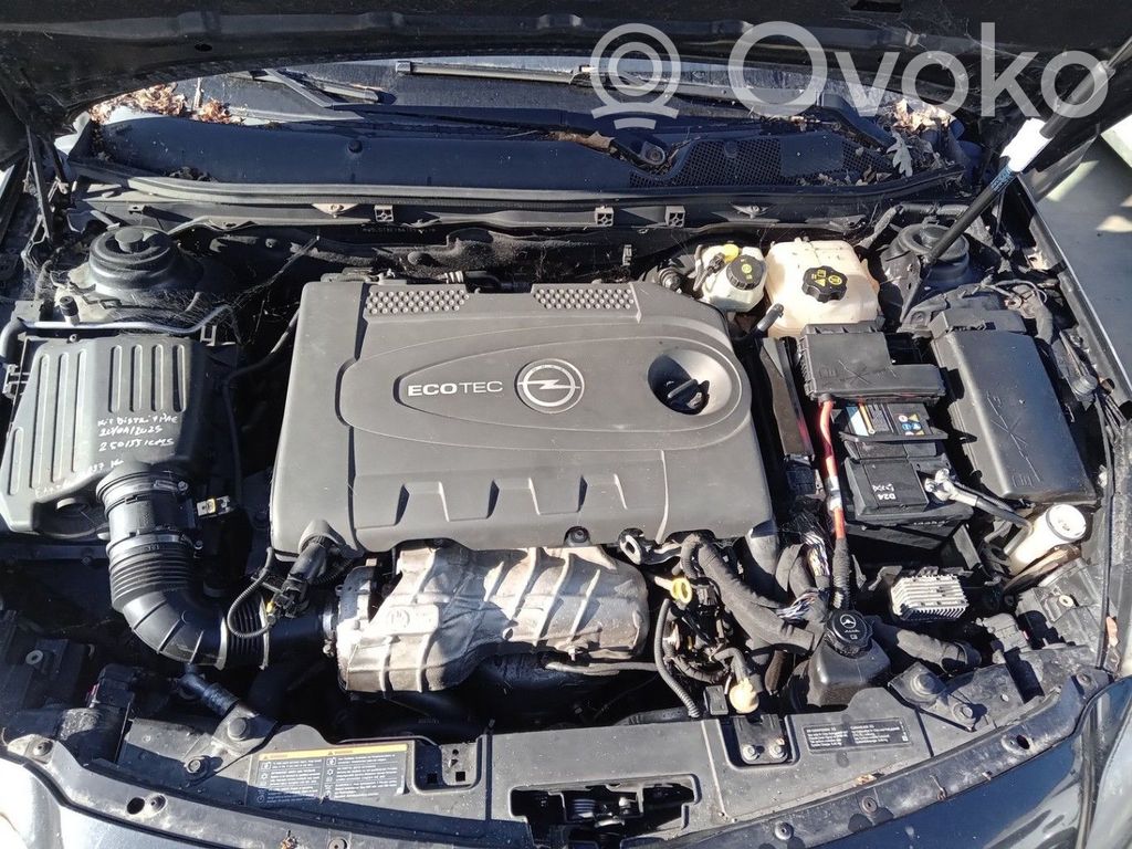 Opel Insignia A Ģenerators 