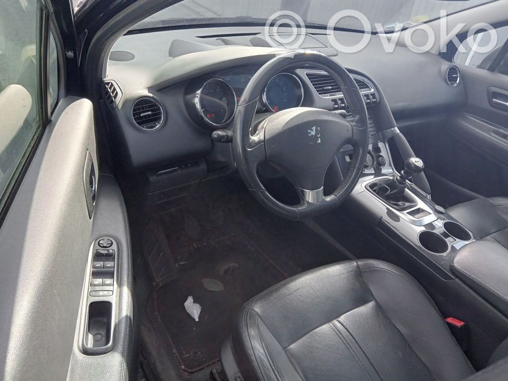 Peugeot 3008 I Bord 