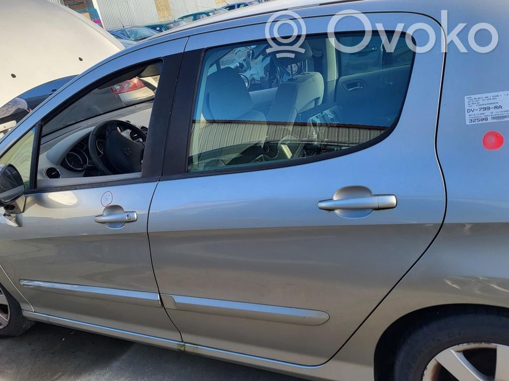 Peugeot 308 Puerta trasera 