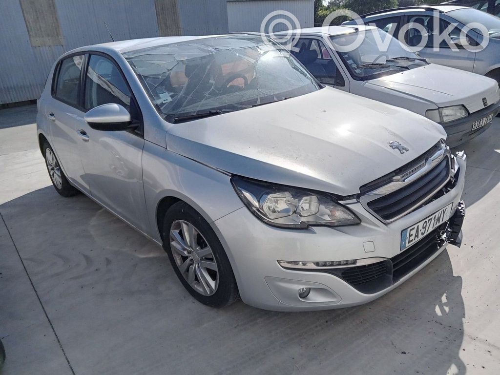 Peugeot 308 Etujarrusatula 