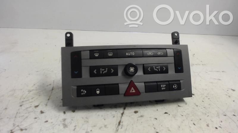 Peugeot 407 Climate control unit 