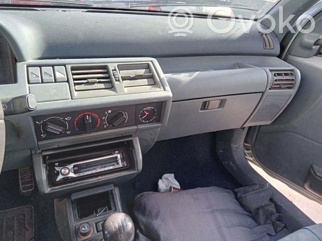 Renault Clio I Panel klimatyzacji 