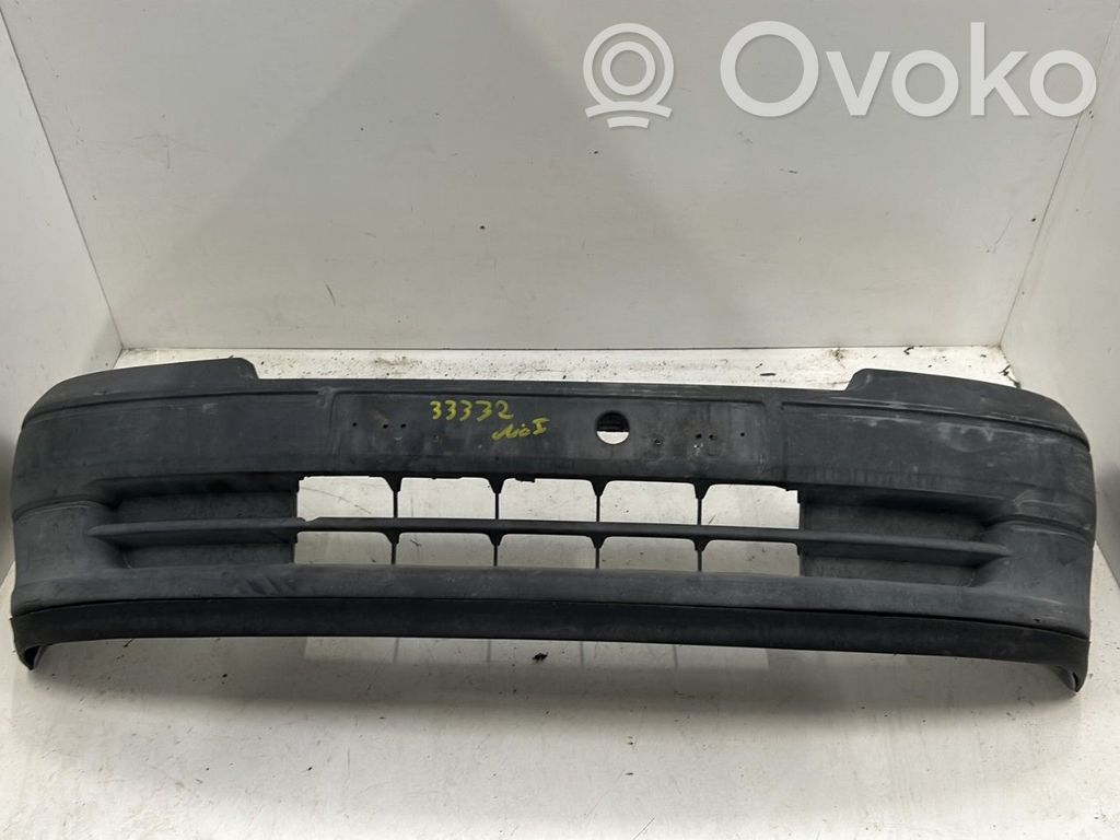 Renault Clio I Parachoques delantero 