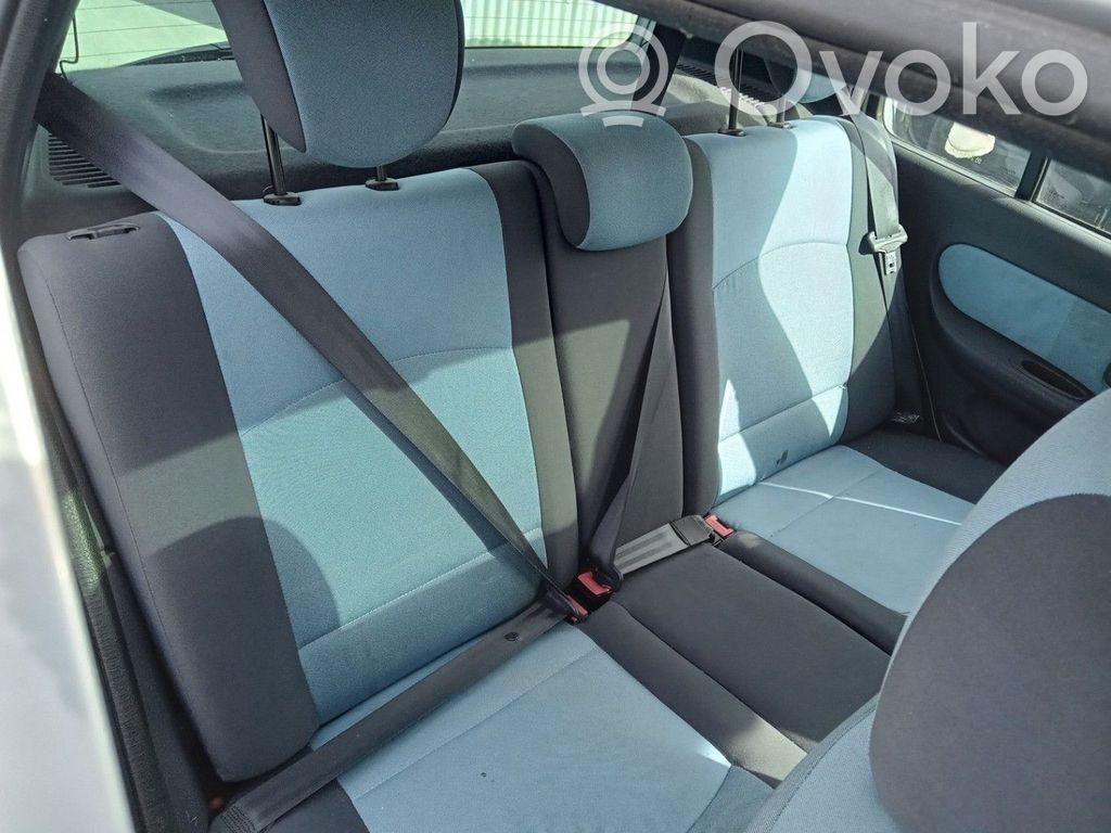 Renault Clio II Cinturón trasero 