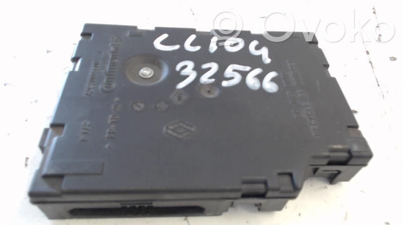 Renault Clio IV Ignition key card reader 