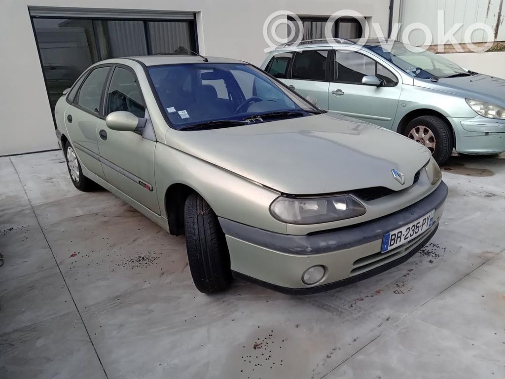 Renault Laguna I Etujarrusatula 