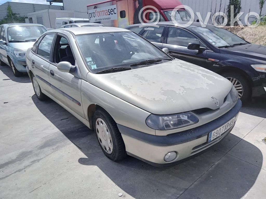 Renault Laguna I Drzwi przednie 