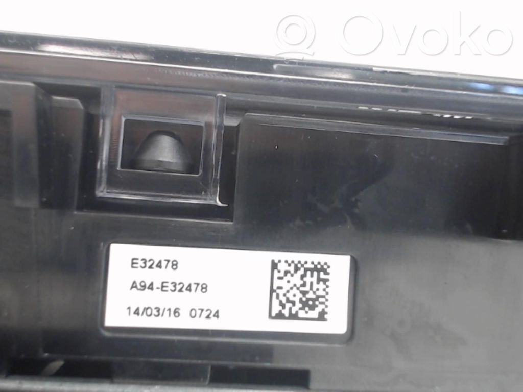 Renault Megane IV Screen/display/small screen 
