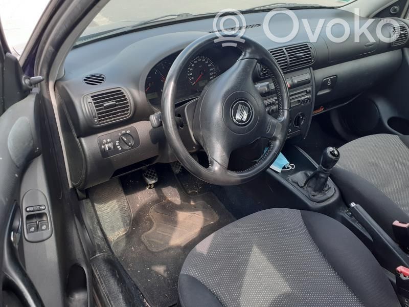 Seat Leon (1M) Palanca de intermitentes 