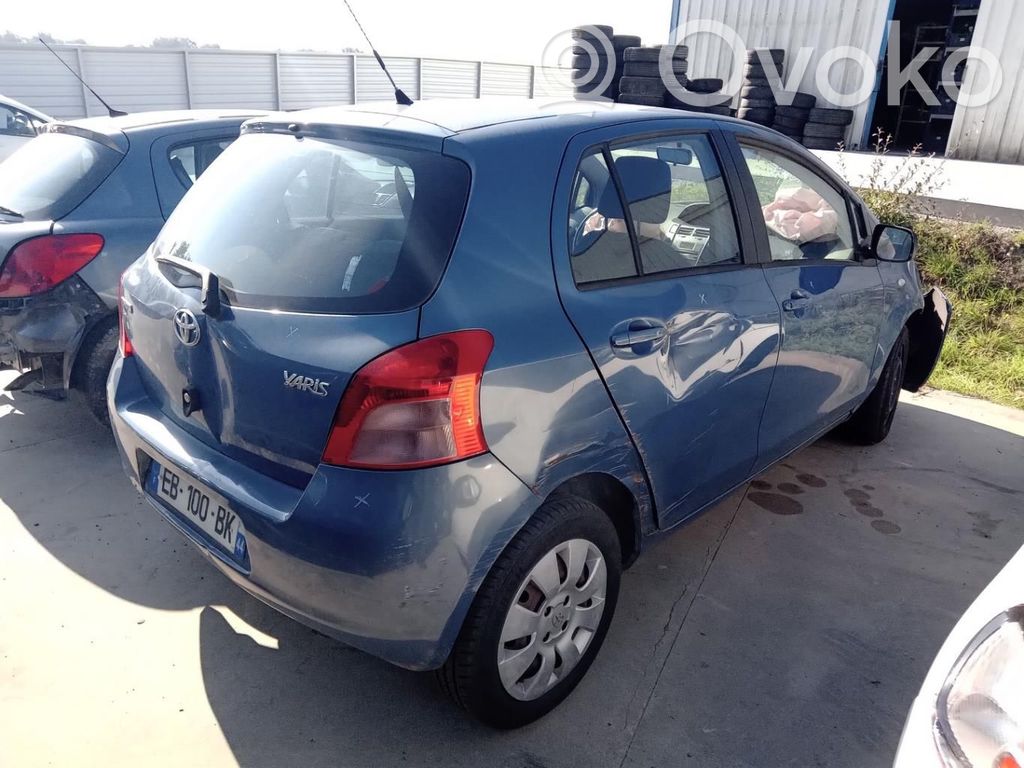 Toyota Yaris Lampa tylna 