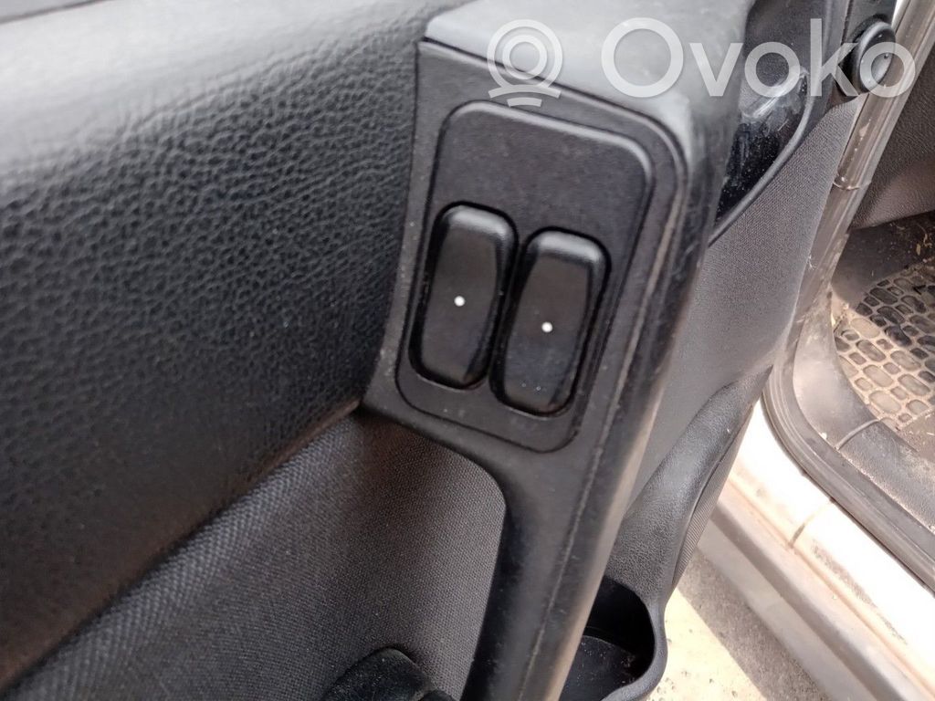 Opel Astra G Interruptor del elevalunas eléctrico 