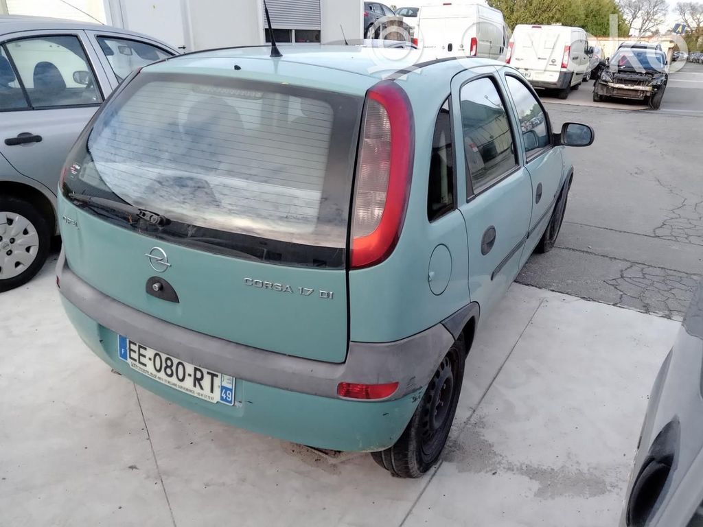Opel Corsa C Bouchon, volet de trappe de réservoir à carburant 