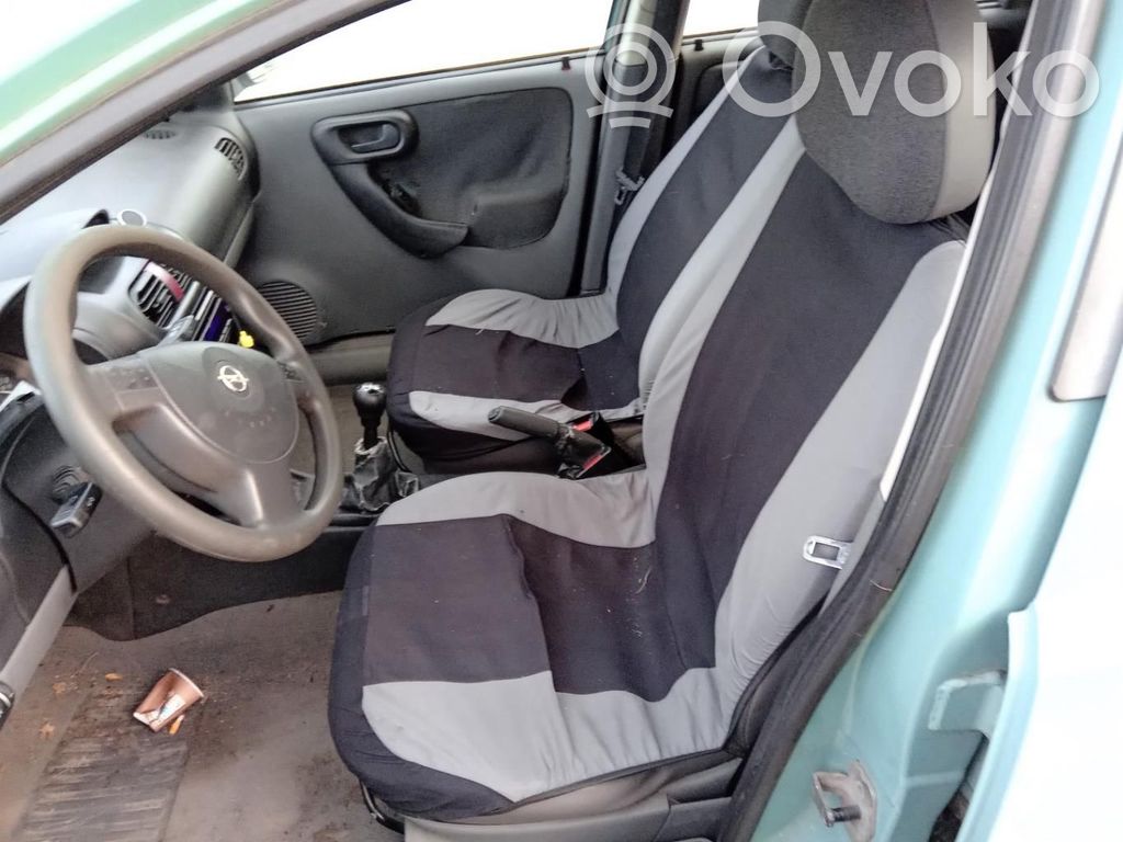 Opel Corsa C Cinturón delantero 