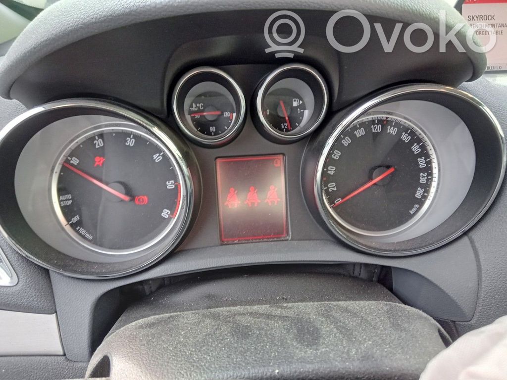 Opel Mokka Vitezometru (grup de instrumente) 