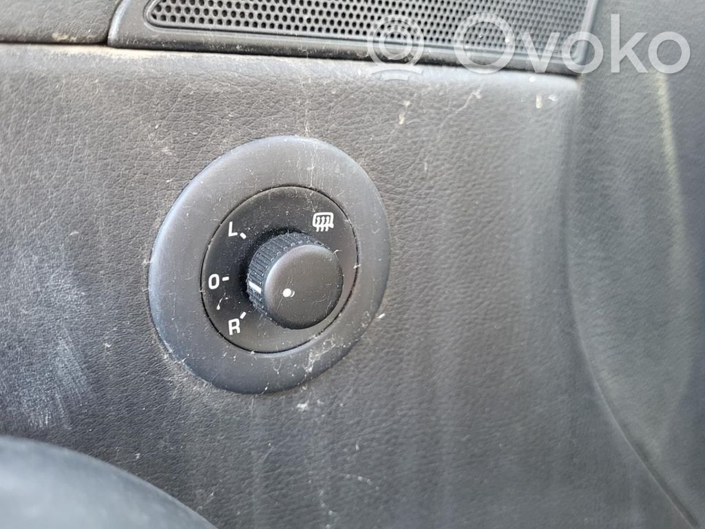 Volkswagen Scirocco Wing mirror switch 