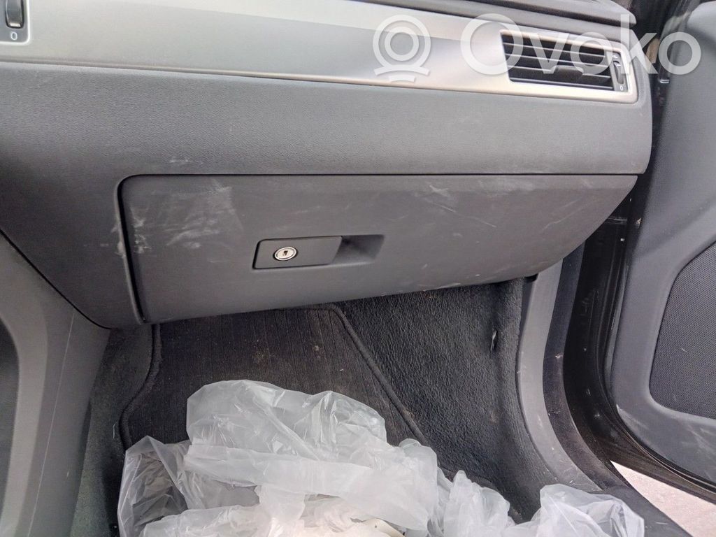 Volvo V70 Handschuhfach komplett 