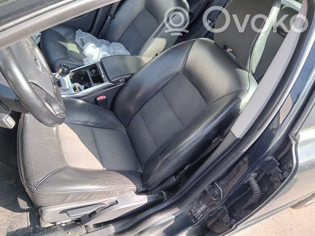 Volvo V70 Cinturón delantero 