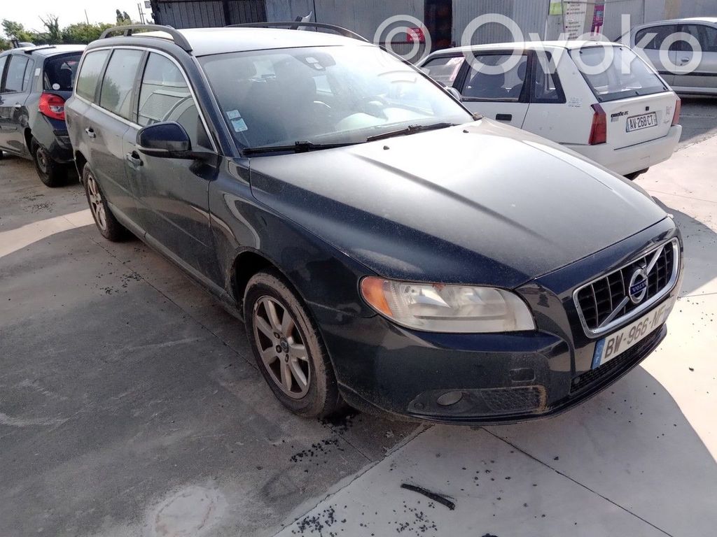 Volvo V70 Zacisk hamulcowy przedni 