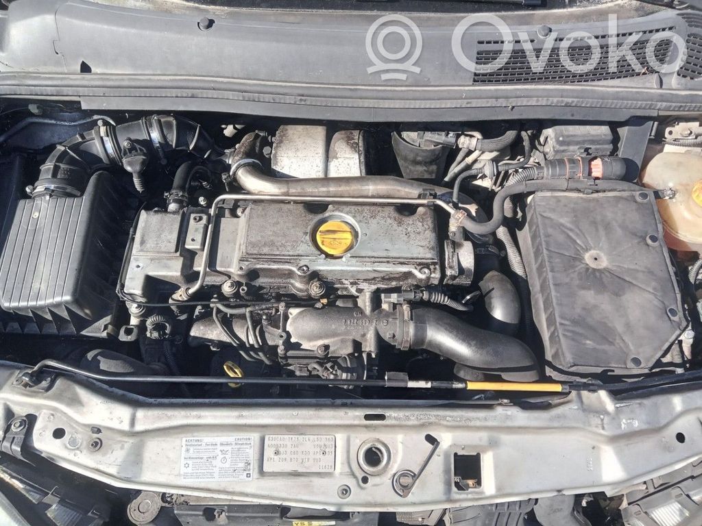 Opel Zafira A Ģenerators 
