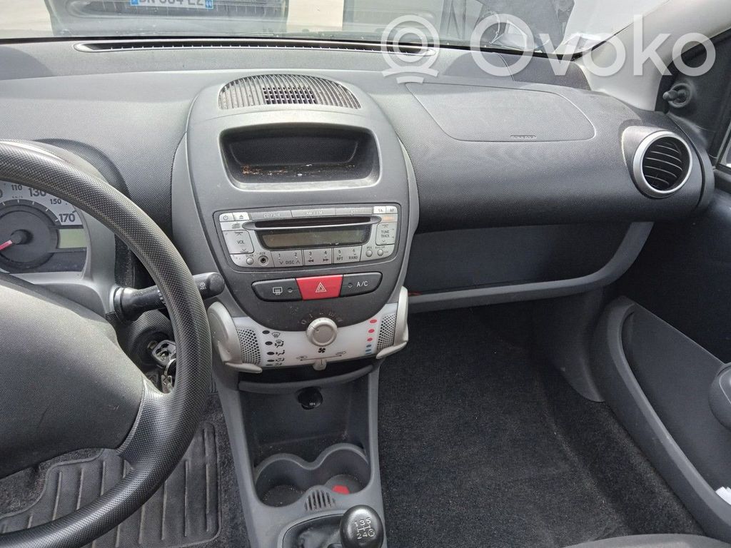Peugeot 107 Mazā radiatora ventilators 