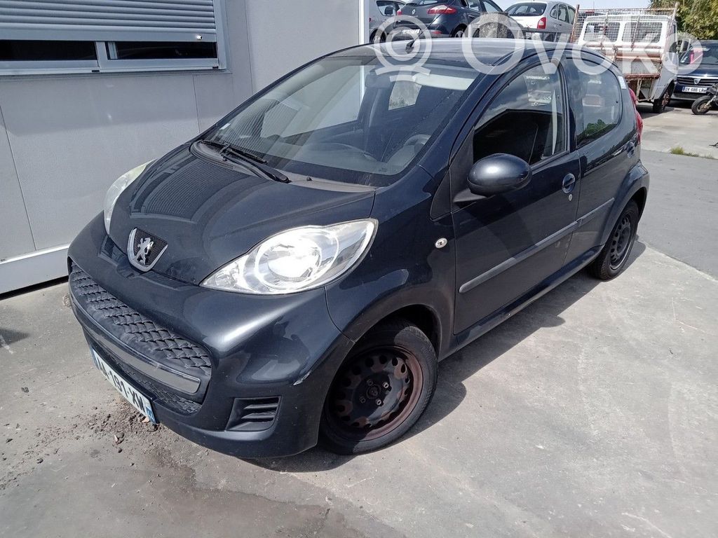 Peugeot 107 Półoś przednia 