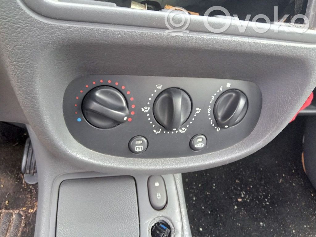 Renault Clio II Climate control unit 