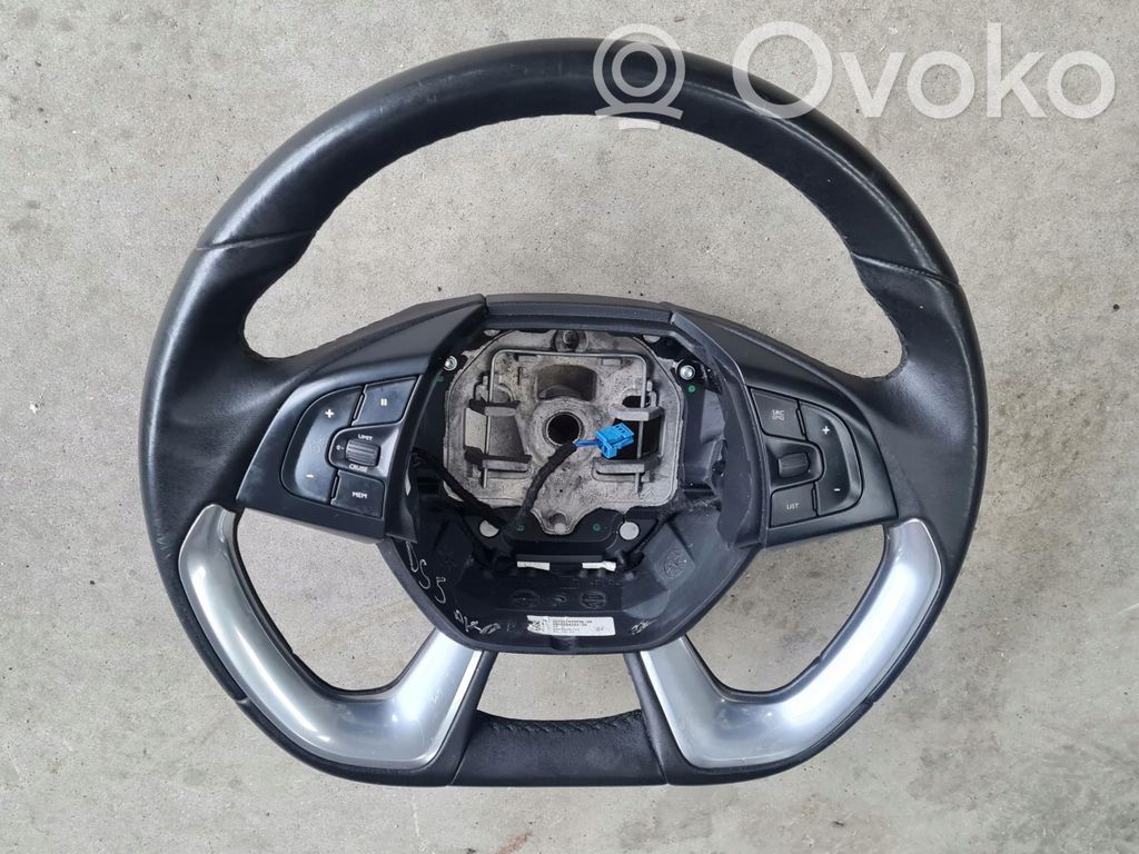 Citroen C4 II Lenkrad 