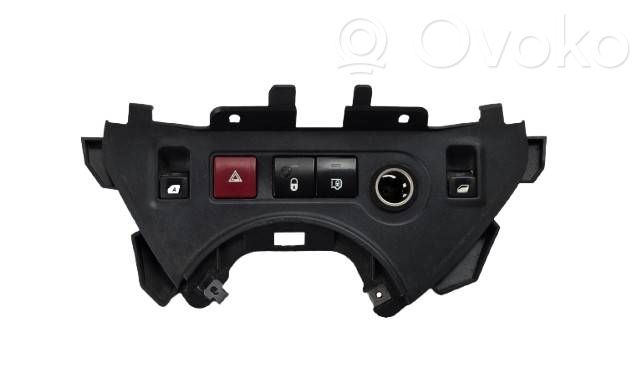 Hazard light switch   9680931977