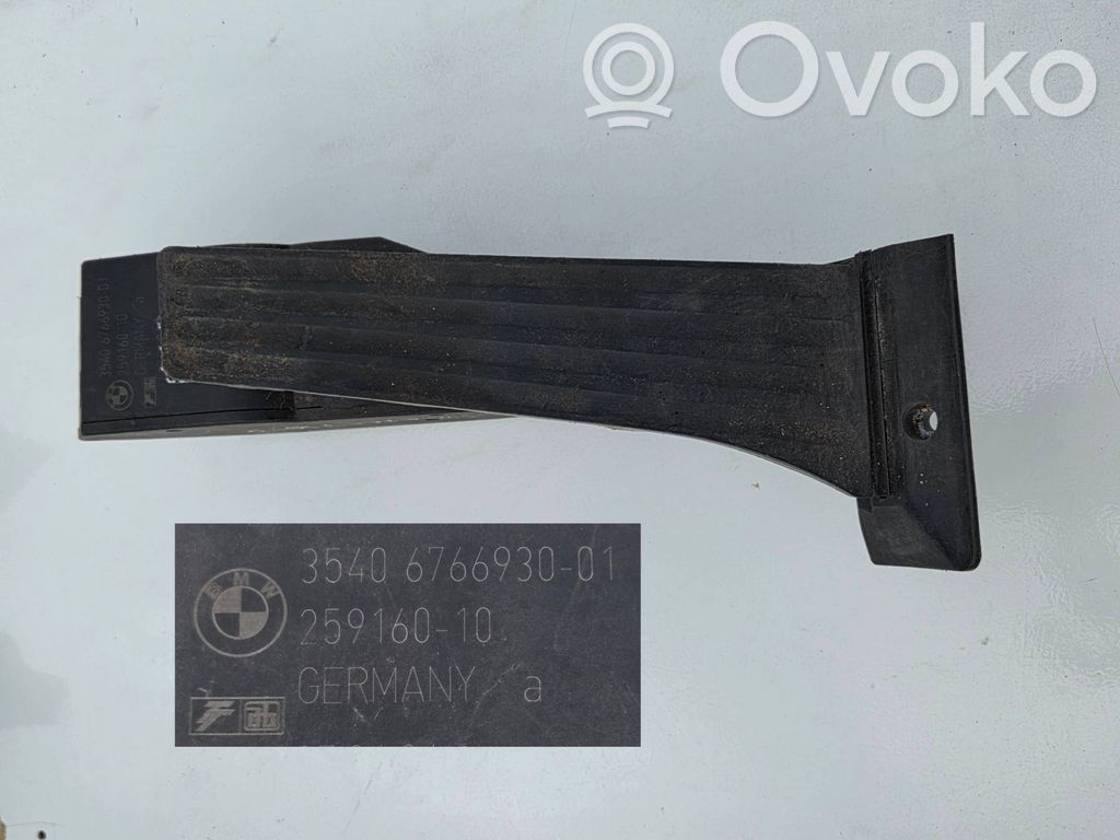 BMW 5 F10 F11 Akceleratoriaus pedalas 
