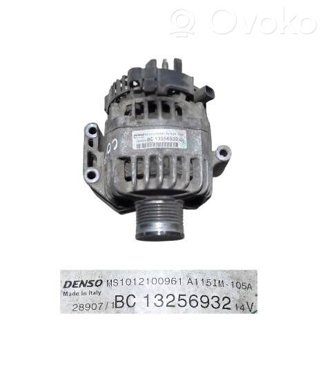 Opel Corsa D Alternador 