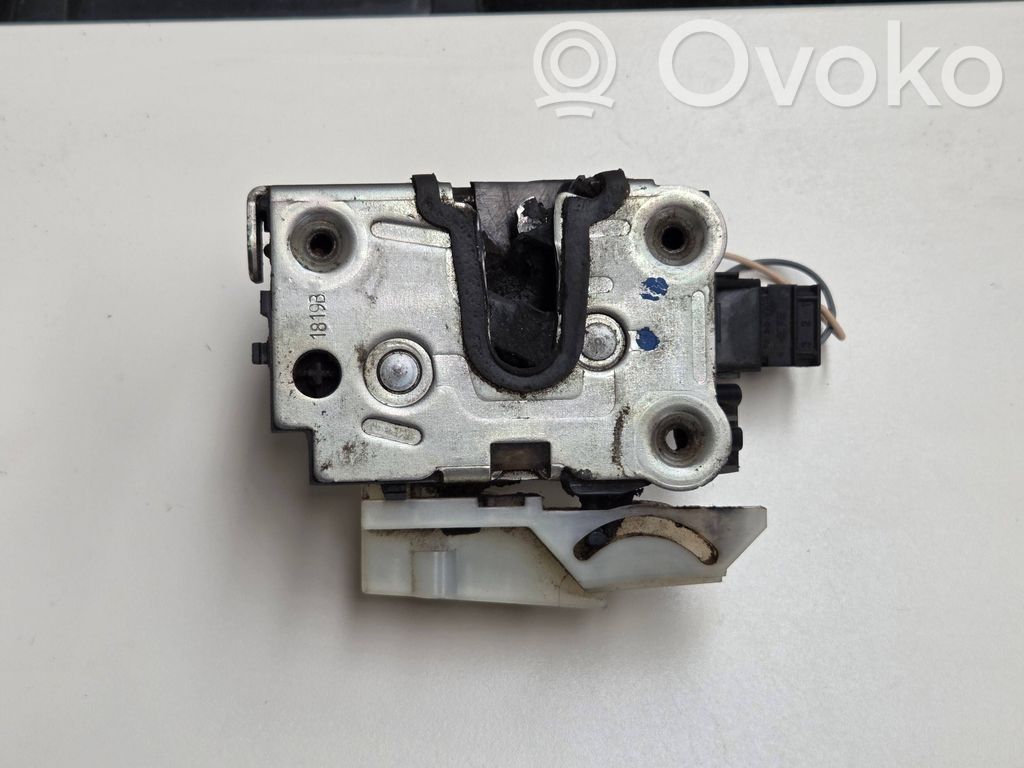 Dacia Dokker Front door lock 