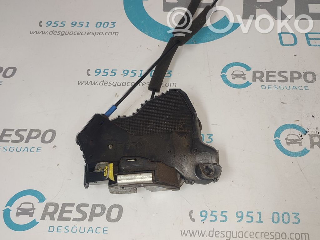 Front door lock   A046693