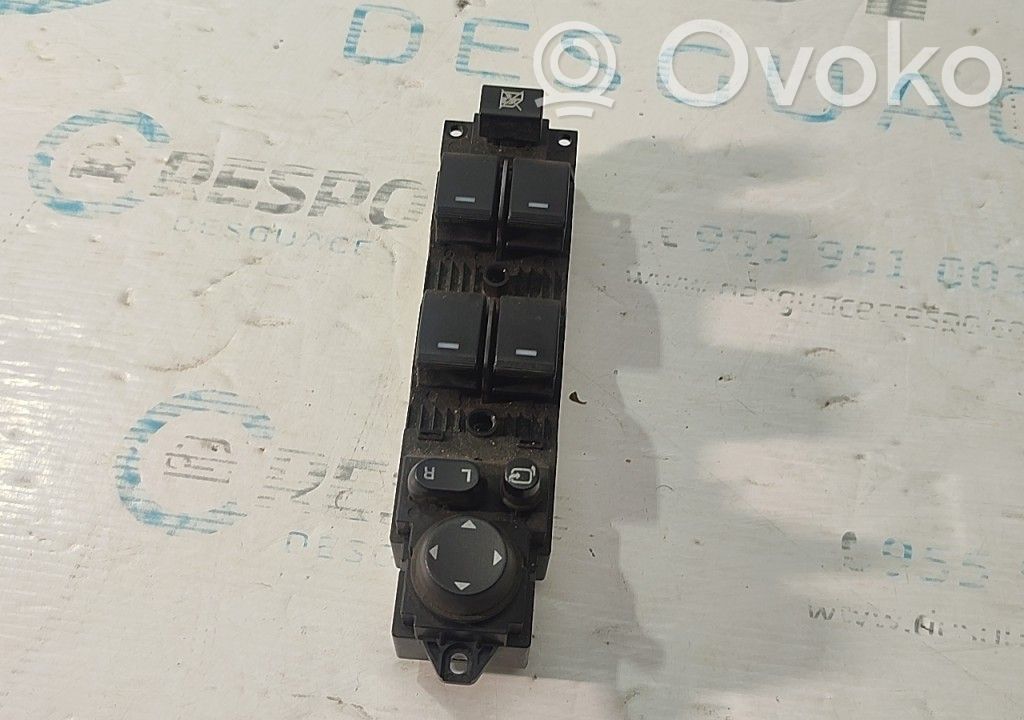 Elektrisko logu slēdzis   BCD166350B