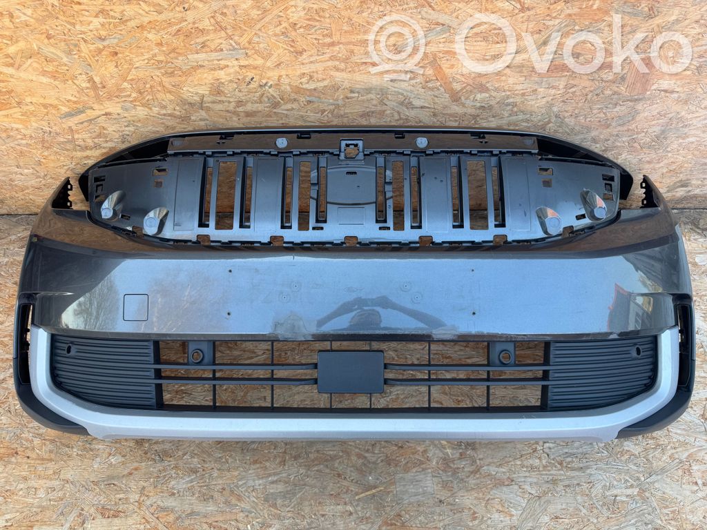 Front bumper   R2KB17F003C,R2KB17C831C,R2KB17E771C,R2KB17F011C