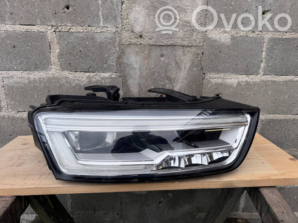 Audi Q3 F3 Scheinwerfer 