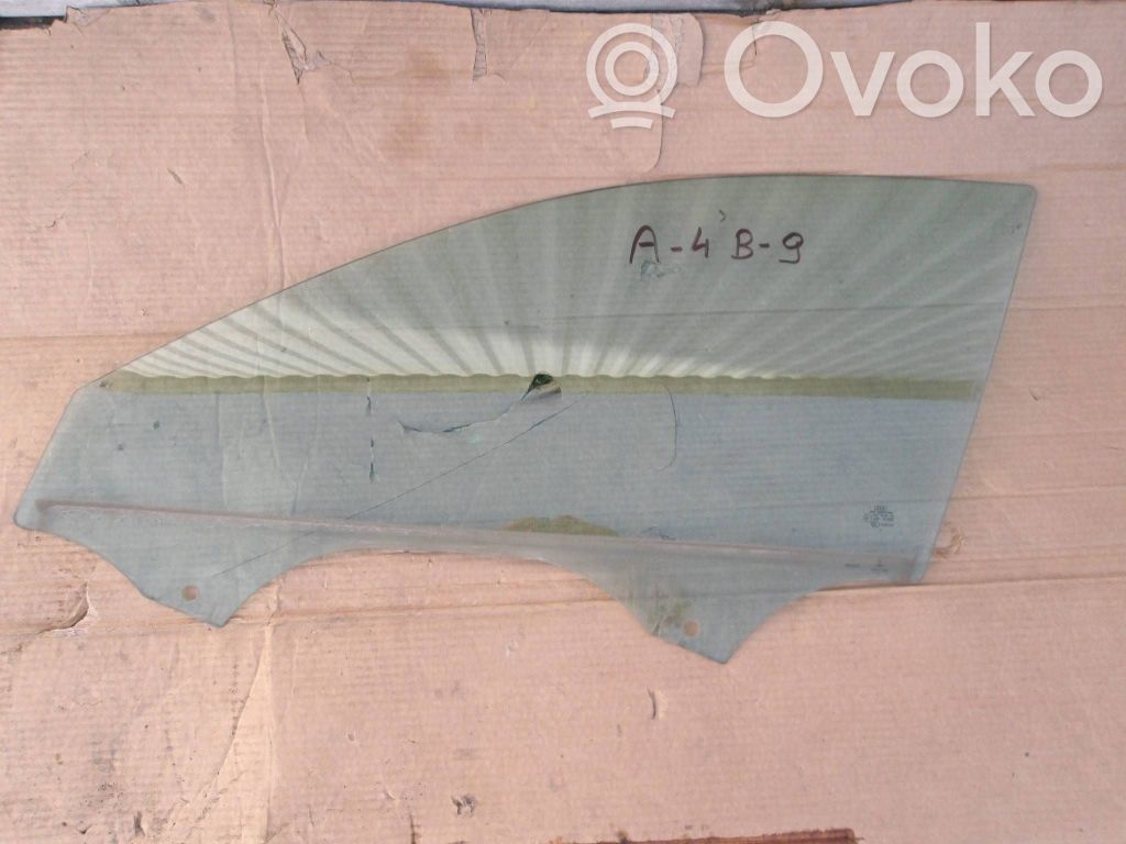 Audi A4 S4 B9 Pagrindinis priekinių durų stiklas (keturdurio) 