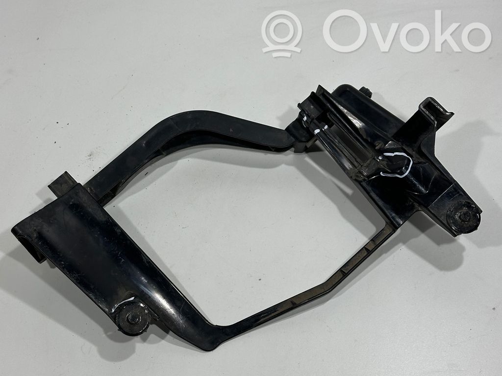 BMW 5 E60 E61 Halterung Scheinwerfer 