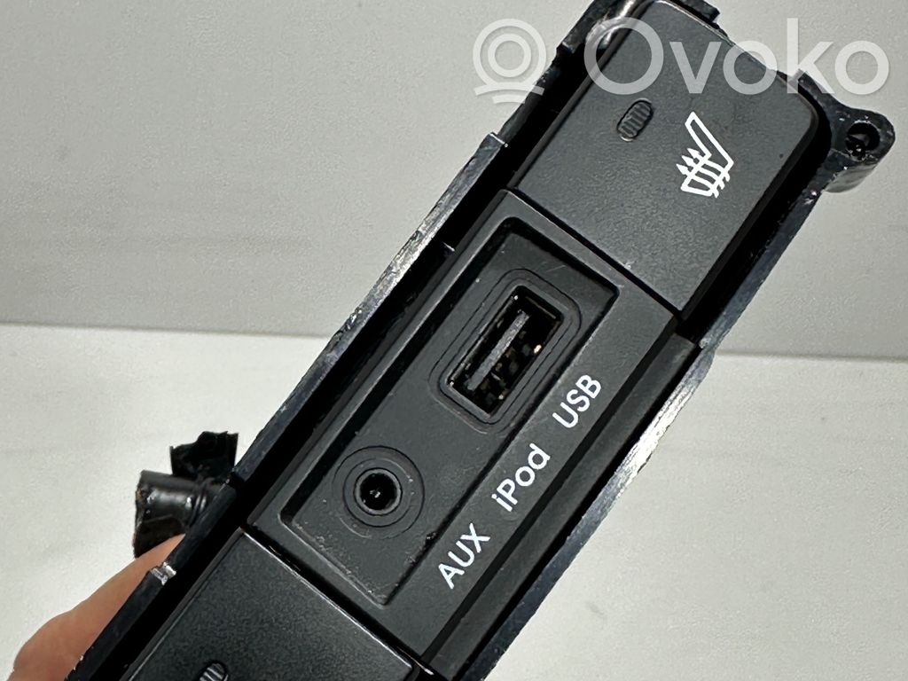 Hyundai i20 (PB PBT) Gniazdo / Złącze USB 