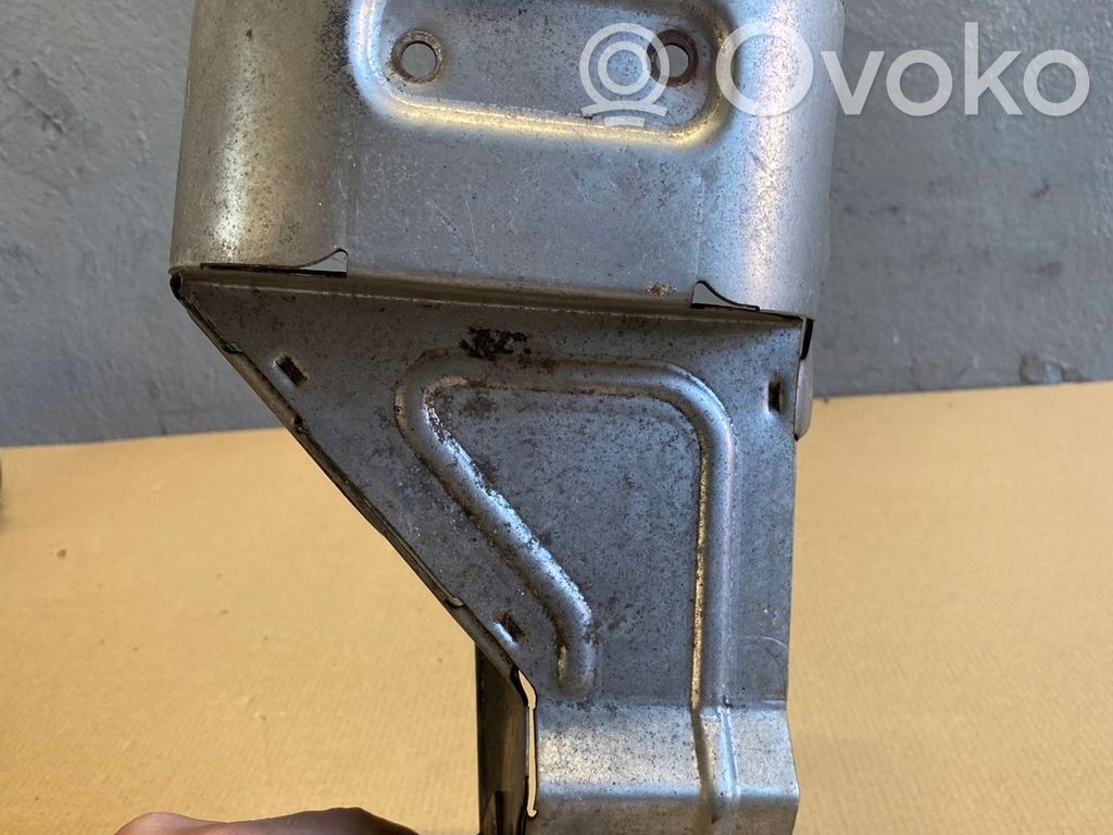 Audi A4 S4 B7 8E 8H Moottoritilan lämpökilpi 
