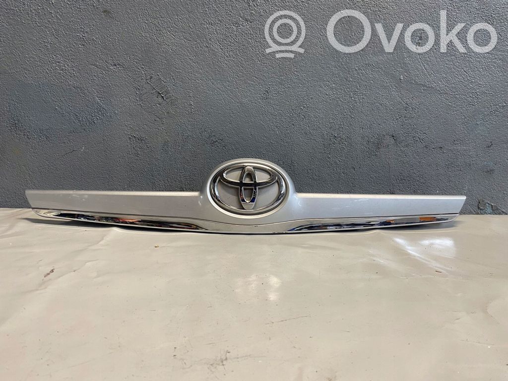 Toyota Verso Verkleidung Heckklappe Kofferraumdeckel 
