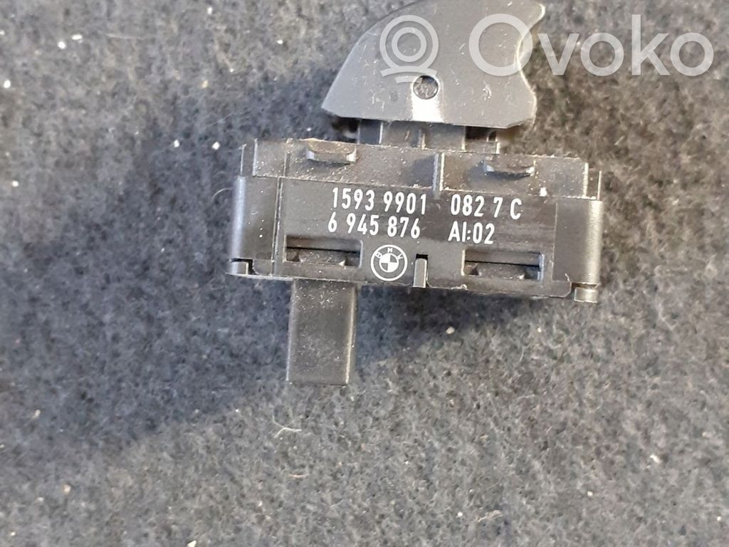 Electric window control switch   6945876,69458766935534