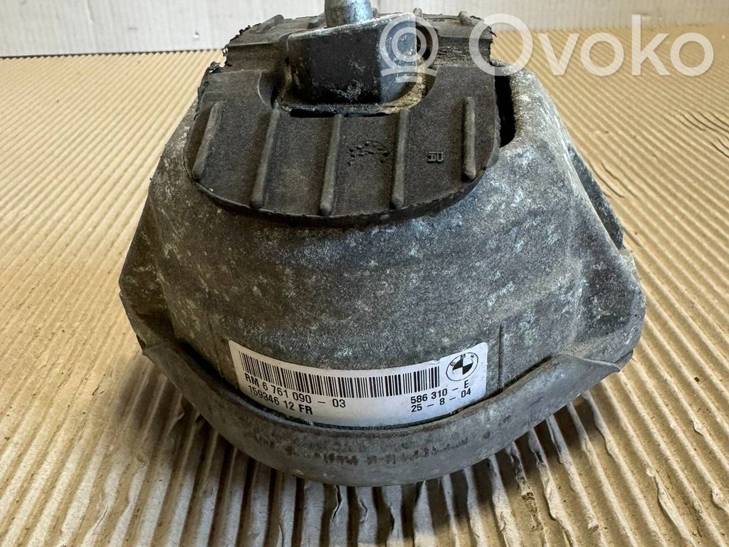 BMW 5 E60 E61 Engine mount bracket 