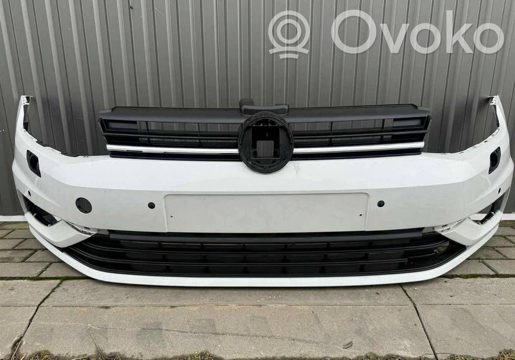 Volkswagen Golf VII Priekinis bamperis 
