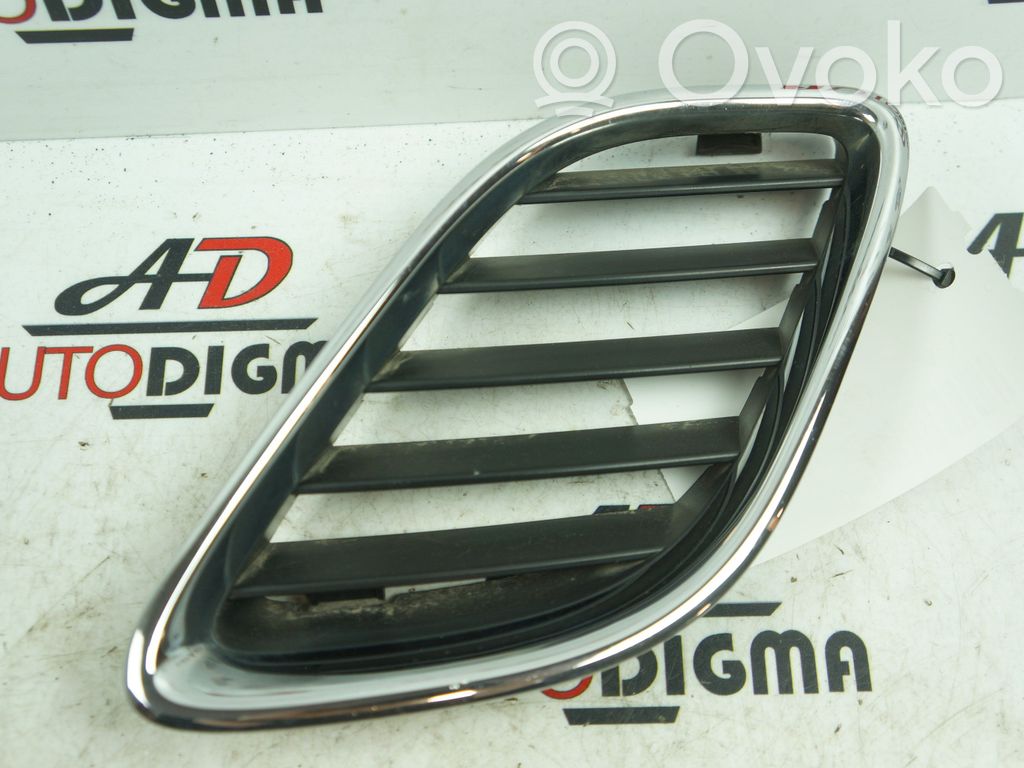 Saab 9-5 Front bumper upper radiator grill 